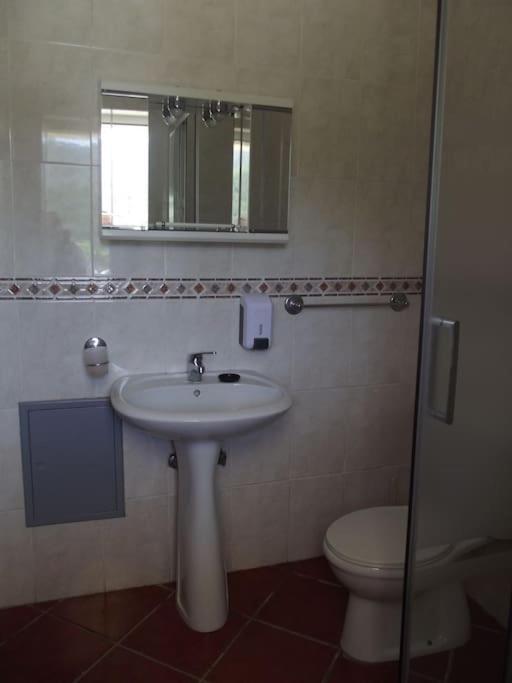 Quinta Do Pina Apartment Guarda Bagian luar foto