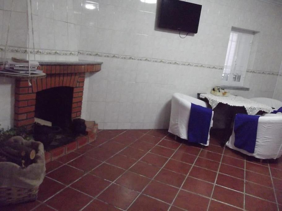 Quinta Do Pina Apartment Guarda Bagian luar foto